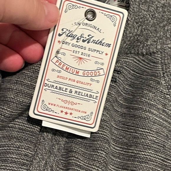Flag and Anthem NwT Macys gray quarter zip gray cotton sweater - Picture 4 of 10